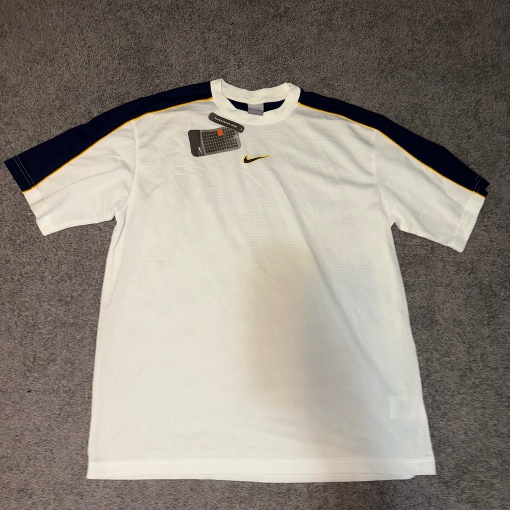 Vtg 2004 Nike Basketball Mesh T-Shirt L center swoosh